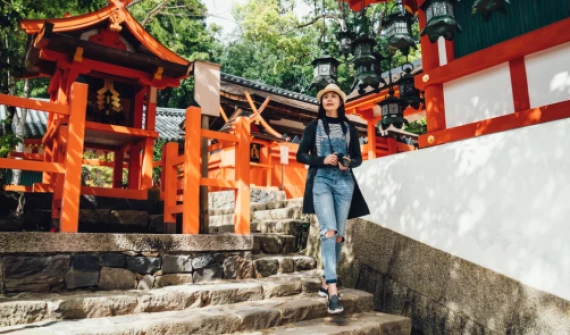 Top 5 momente ale anului pentru un circuit în Japonia: avantaje și dezavantaje