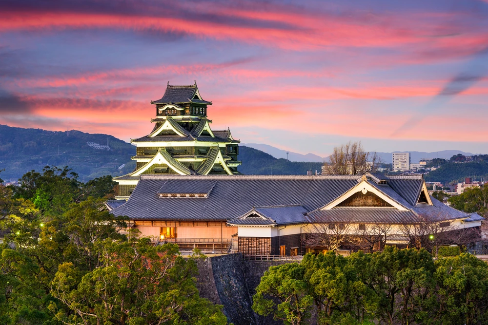 Castelul istoric Kumamoto, simbol al patrimoniului japonez