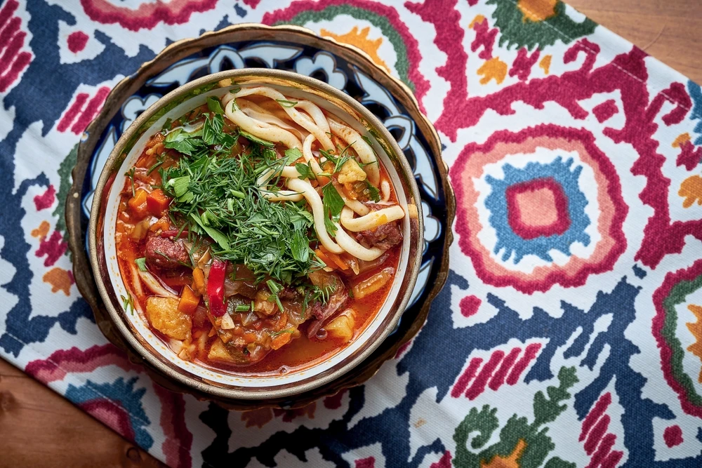 Mancarea uzbeca Lagman 
