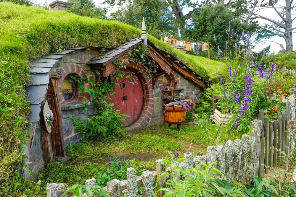 Peisaj cu casutele hobbit