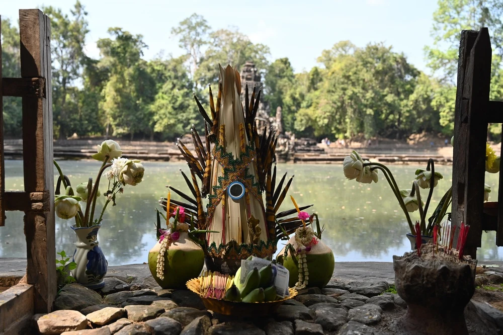 imagine turistica de la Angkor Wat