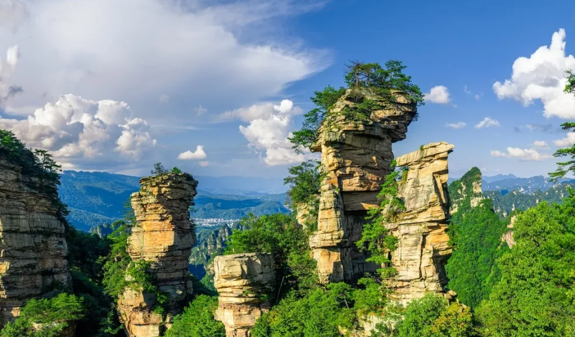 Top 5 atracții în China pentru iubitorii de natură: Zhangjiajie, Guilin și Croaziera pe Yangtze