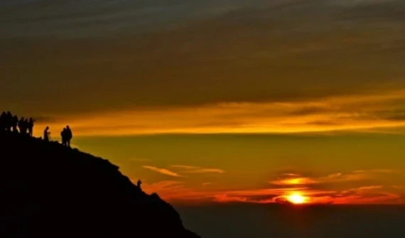 Până în vârful muntelui Fuji, cu Andrei Neagu