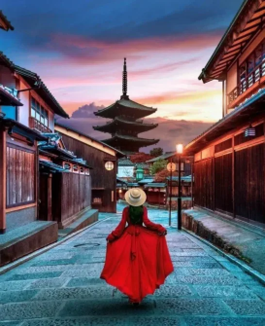 Top 10 atracții turistice de neratat într-un circuit în Japonia complet