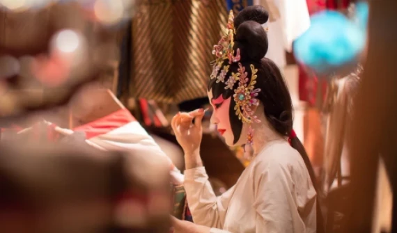 Cum să te pregătești pentru diferențele culturale într-un circuit în China?