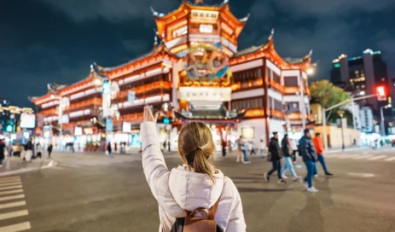 Cum să descoperi tradițiile autentice ale Chinei în timpul unui circuit?