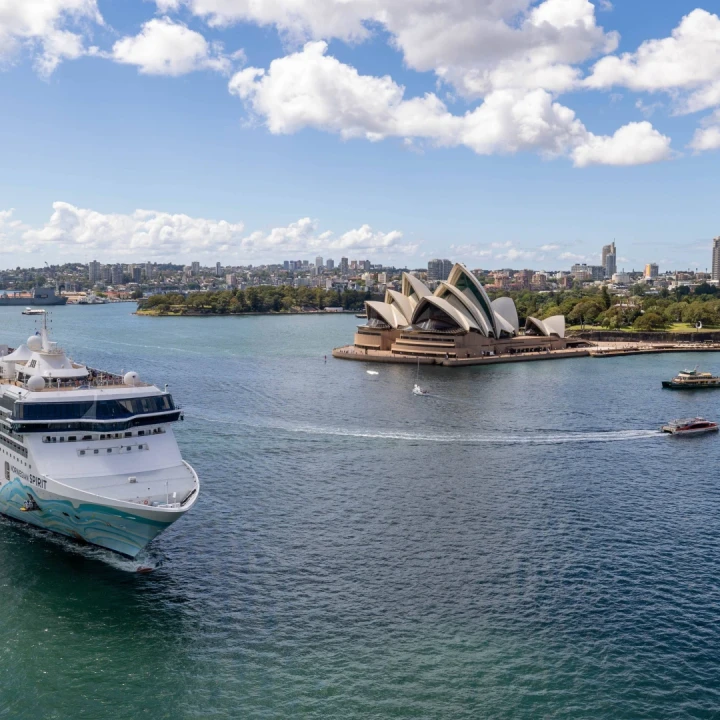 Croazieră de grup de  Paște în Australia, Noua Caledonie, Vanuatu și Fiji